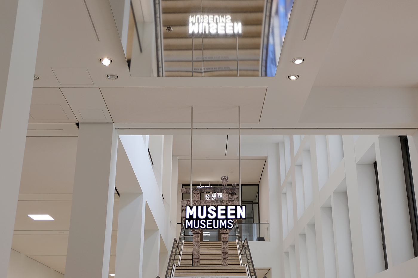 Lighting directional sign