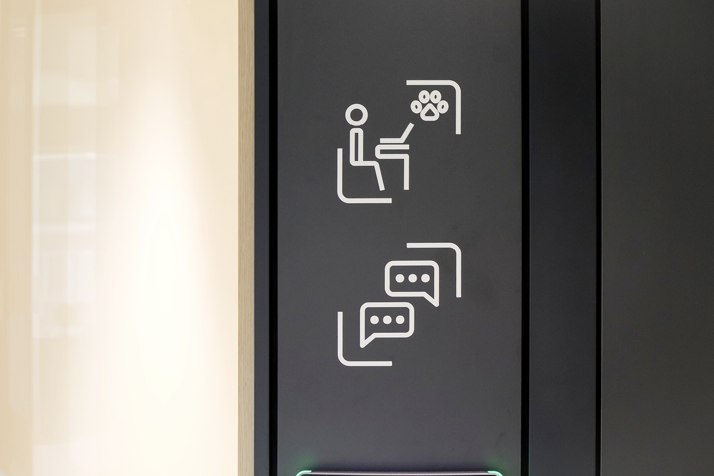 Room identification pictograms